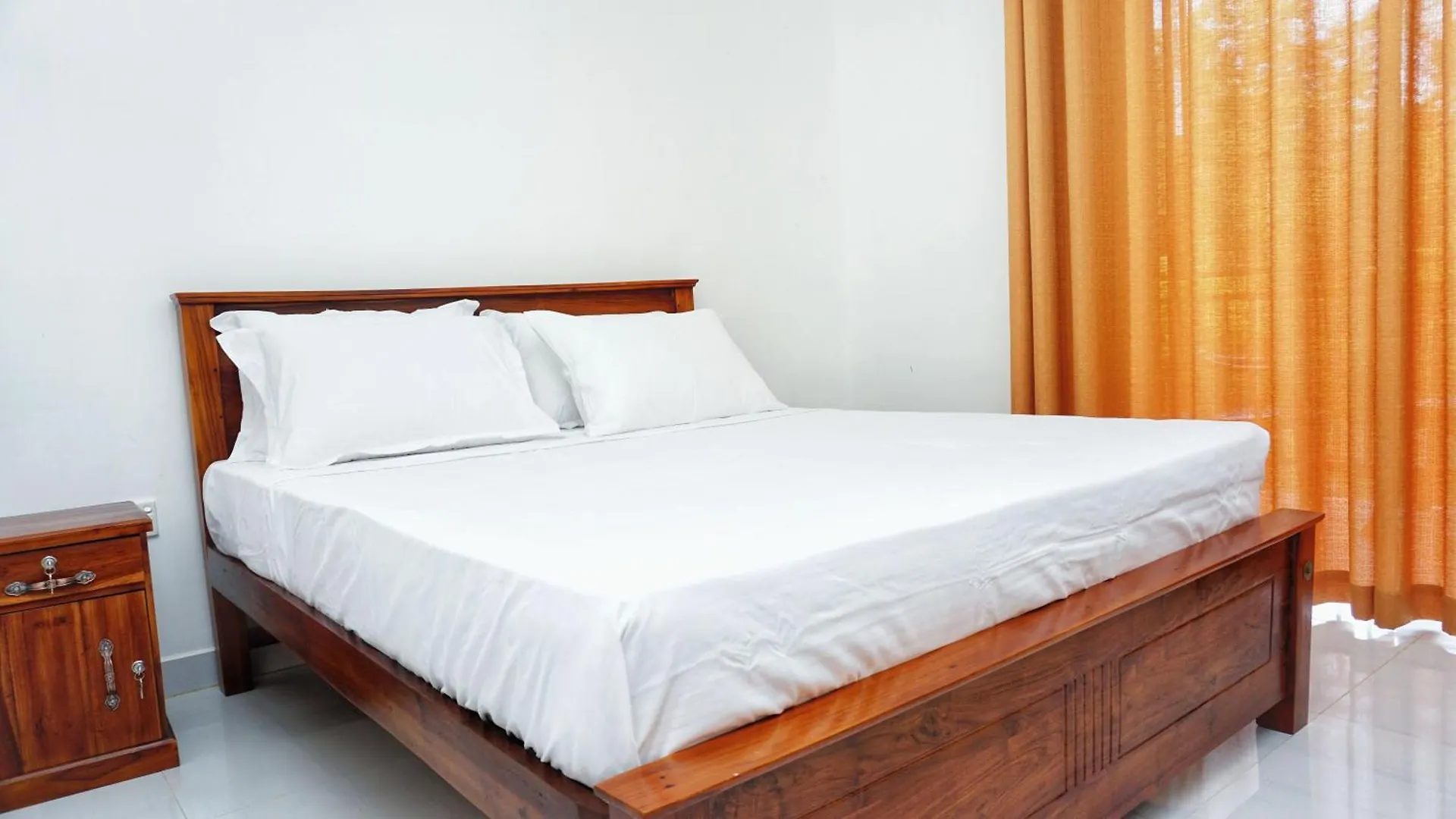 Bed & Breakfast Sandra Resort Inamaluwa