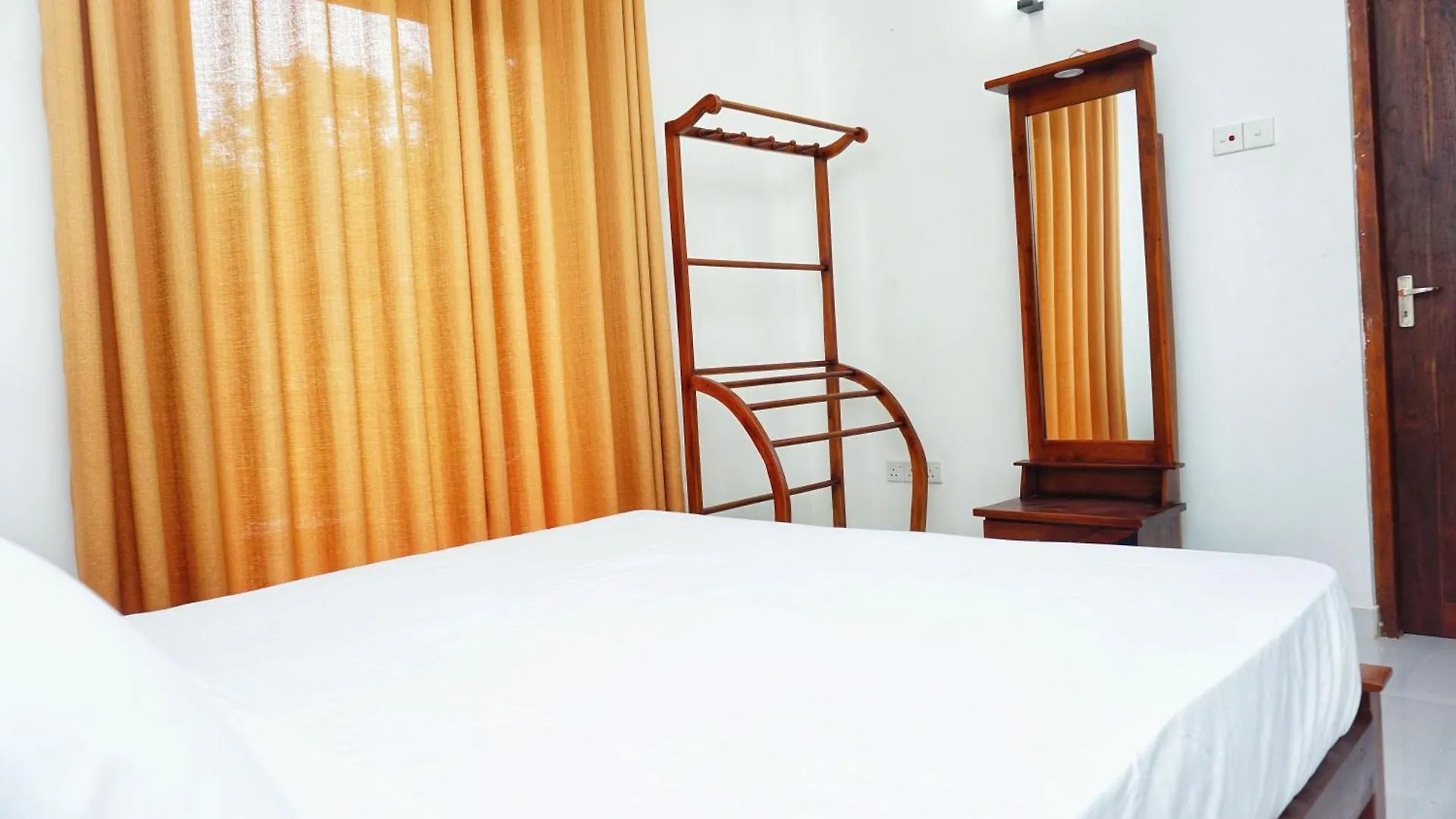Sandra Resort Inamaluwa