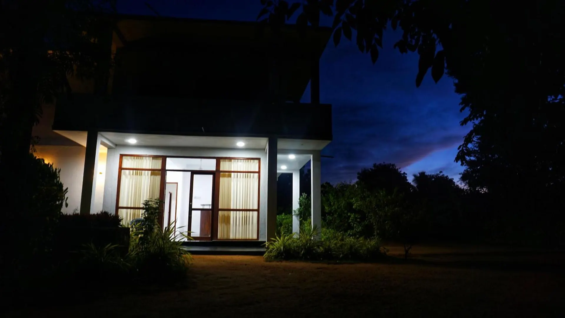 Sandra Resort Inamaluwa Bed & Breakfast